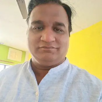 Vipin Kumar  Tutor From Buddeshwaram Lucknow